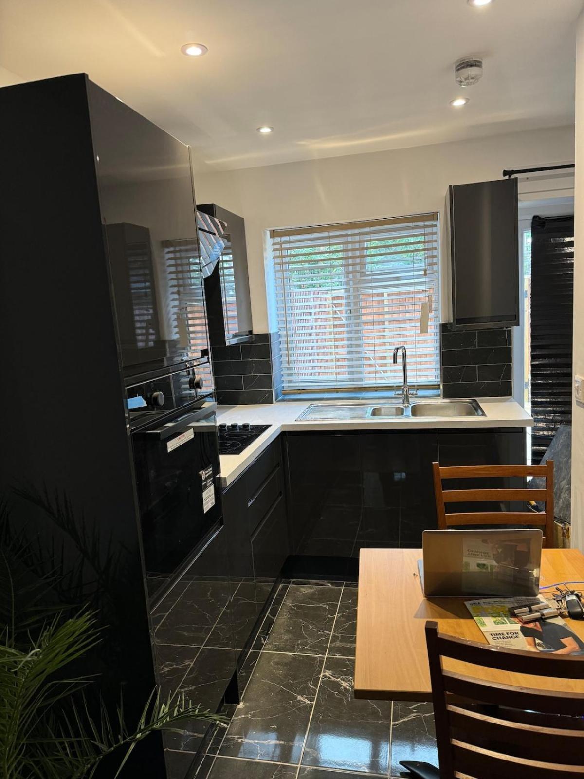 4-bedroom Escape-bright & Cozy Ferienhaus London